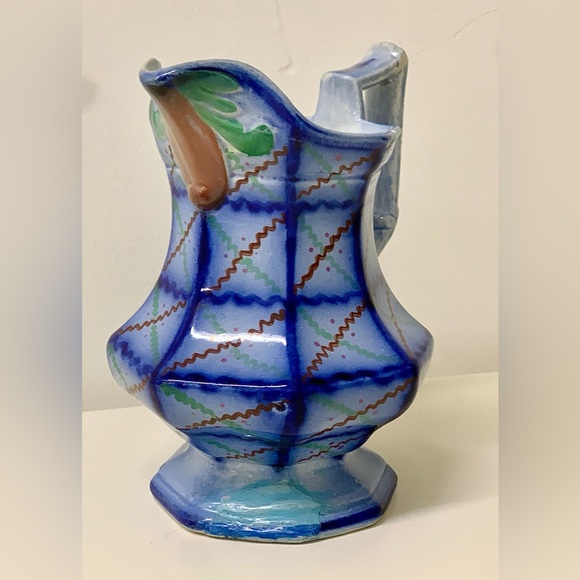 19th Century Antique Gaudy Ironstone Flow Blue Squiggle Grid Pattern Jug Pitcher - Picture 2 of 16